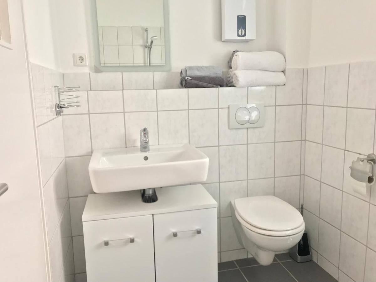 Aparts House - Balkon-wifi-kitchen * Essen