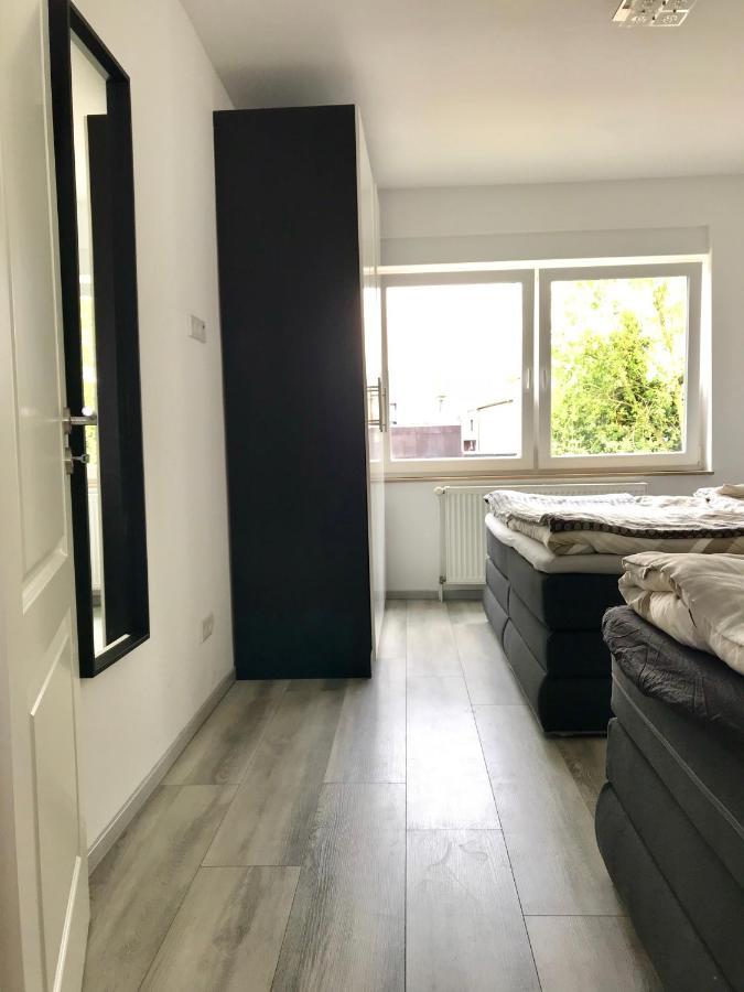Aparts House - Balkon-wifi-kitchen Essen