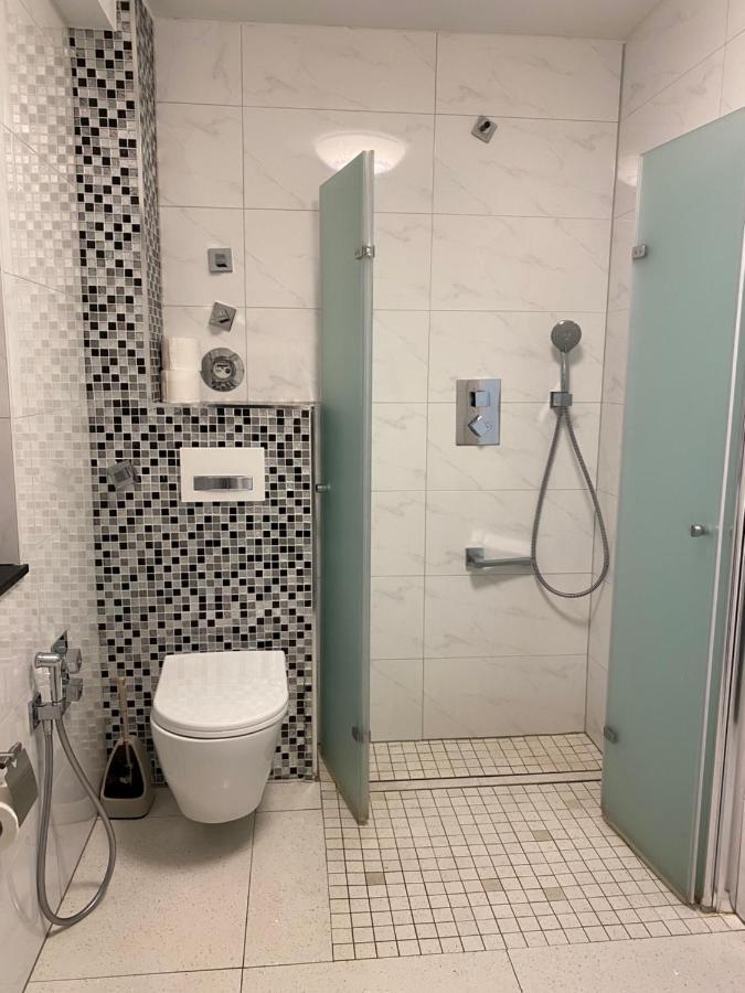 Aparts House - Balkon-wifi-kitchen Appartement Essen