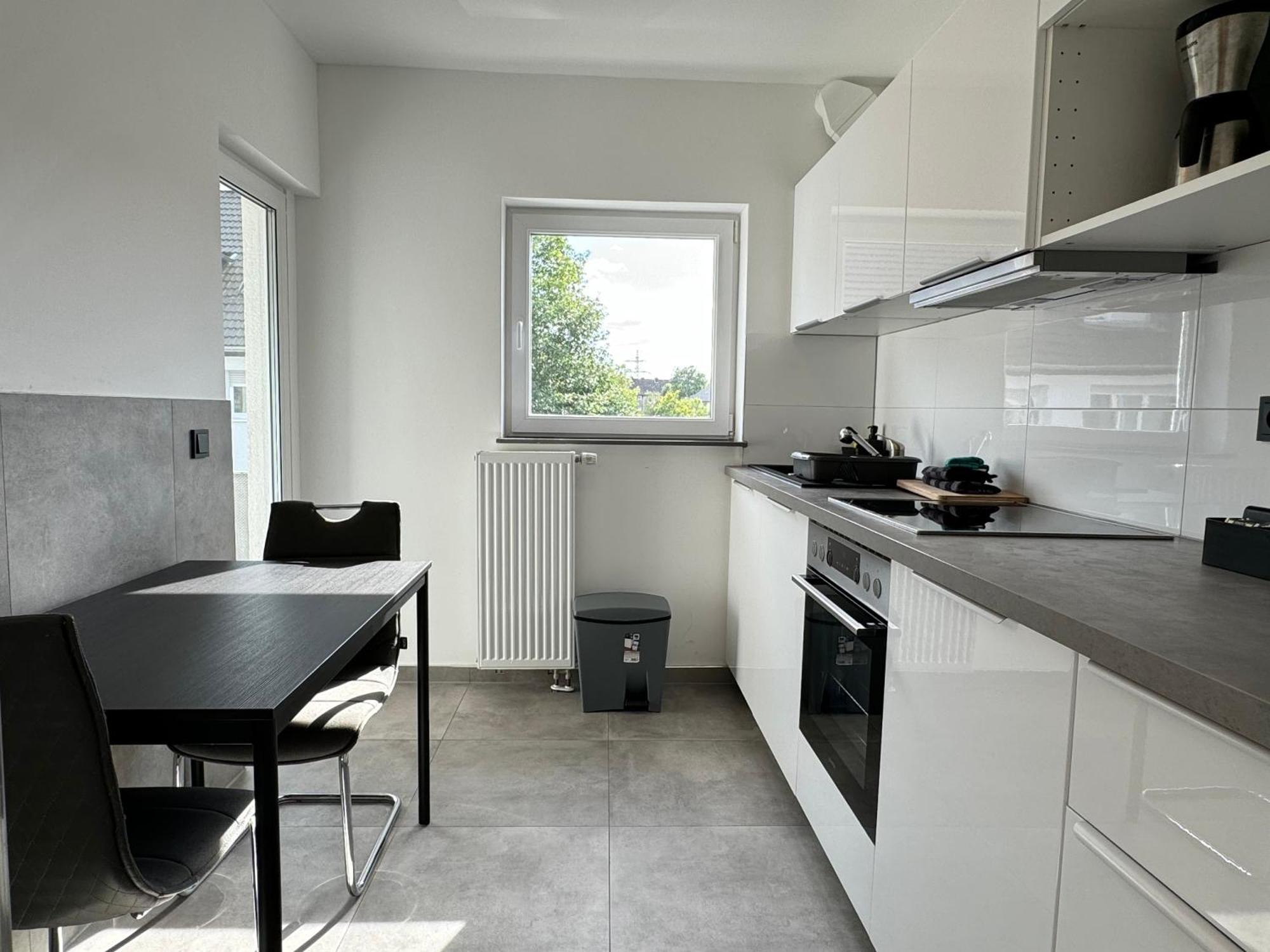 Aparts House - Balkon-wifi-kitchen Apartament Essen